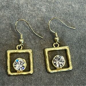 Hammered gold tone square crystal rhinestone cubic zirconia dangling earrings